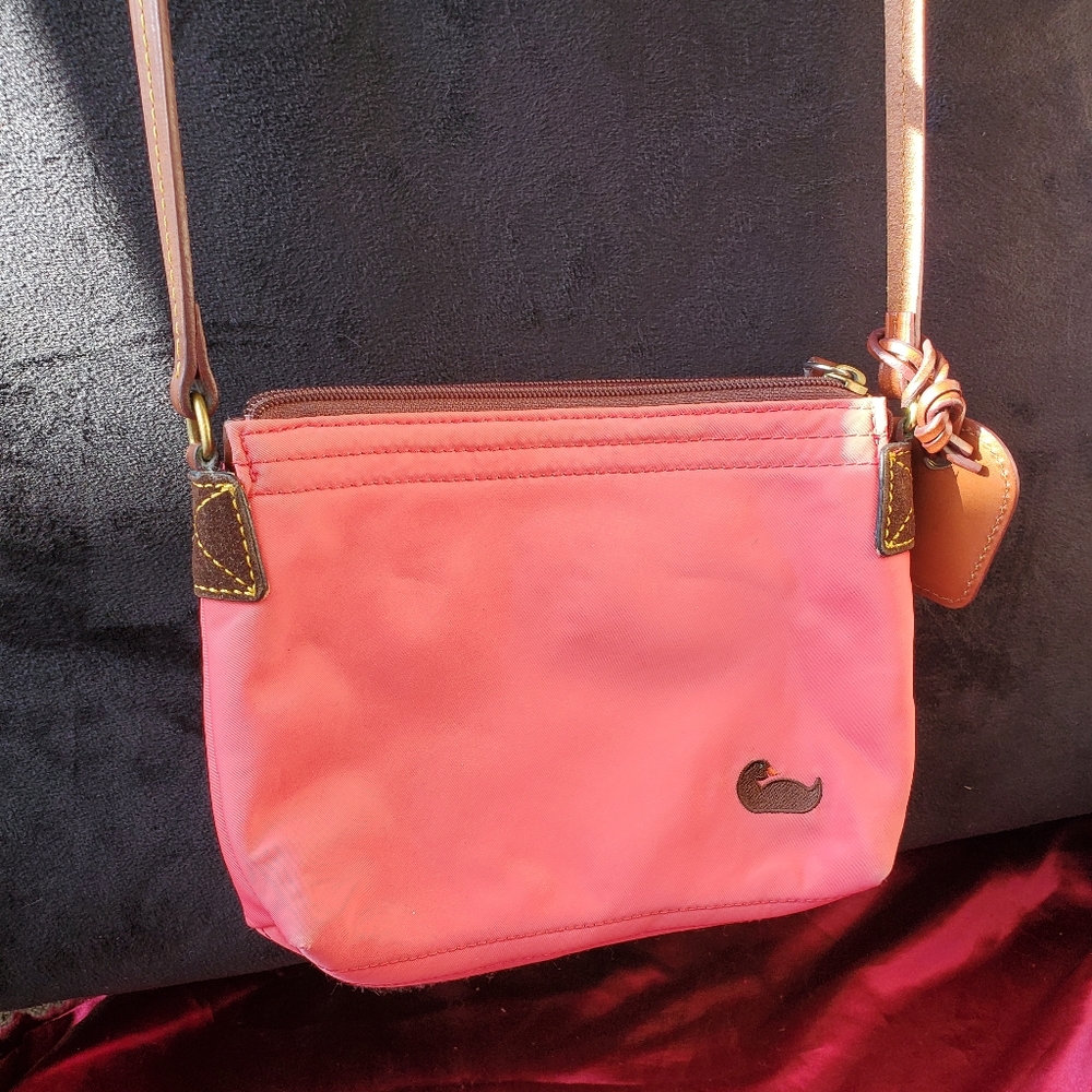 Dooney and bourke crossbody bag